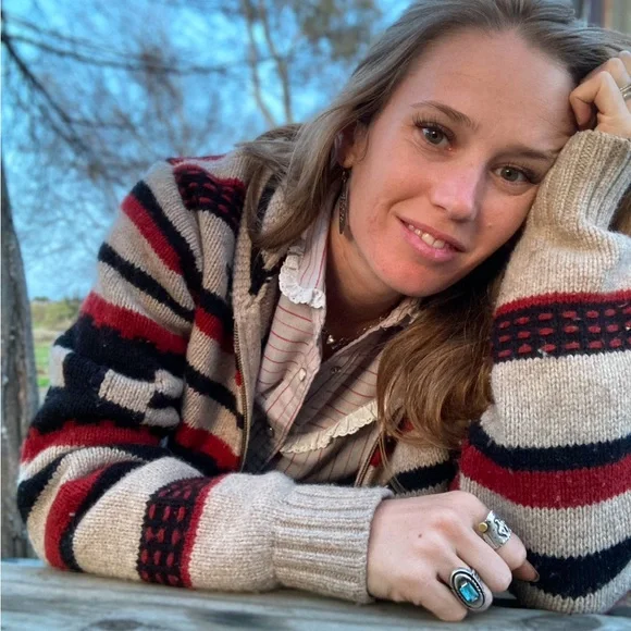 ISO Pendleton sweater - Picture 3 of 3